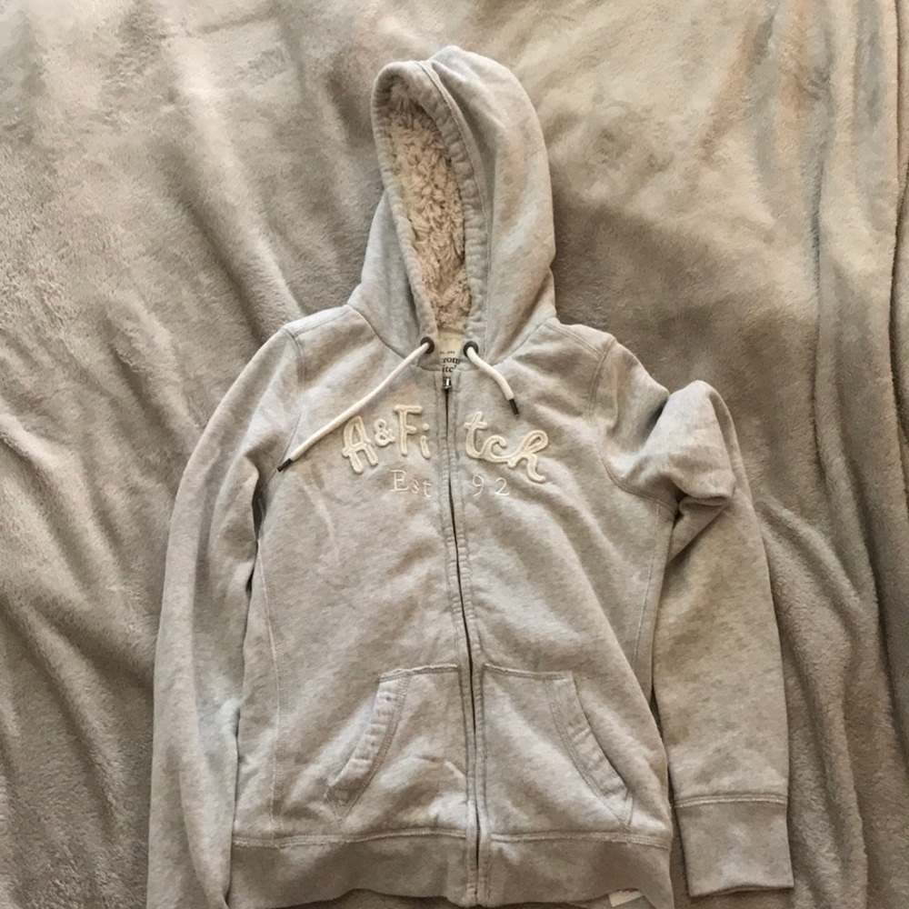 Very fuzzy zip up